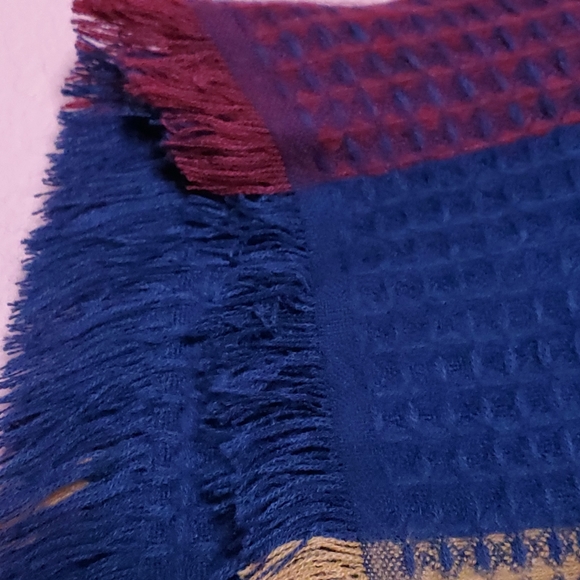 Nanette Lepore Plaid Blanket Poncho OSFA - Picture 3 of 16